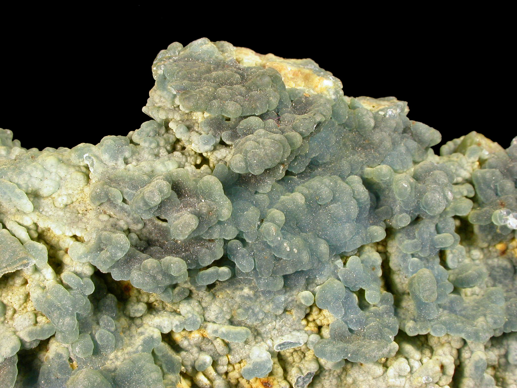 Plumbogummite