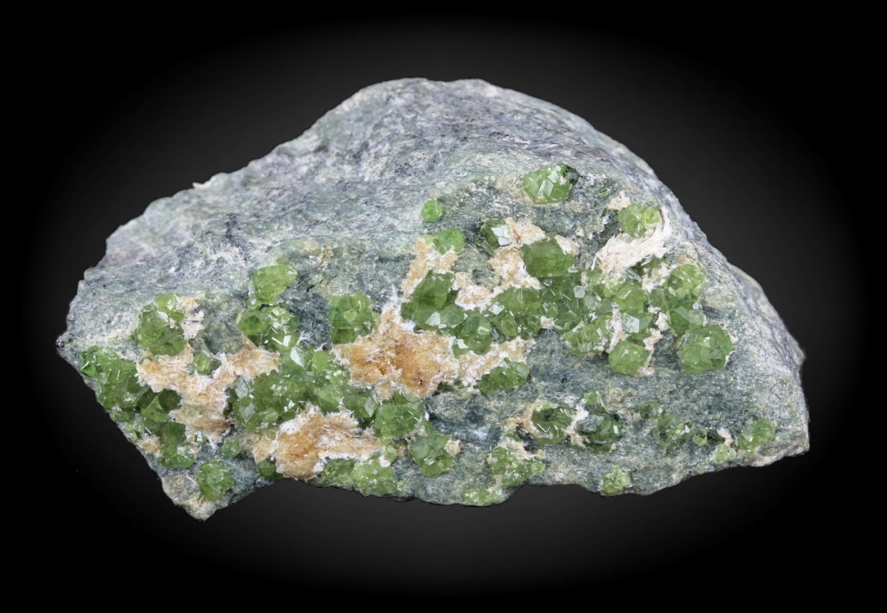 Demantoid