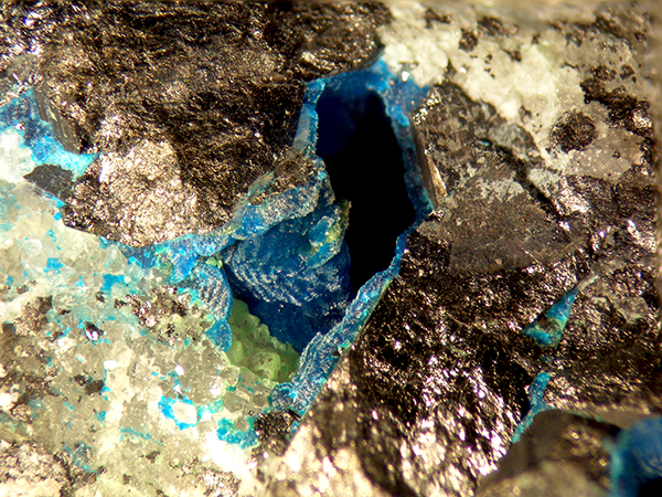 Arhbarite Conichalcite & Enargite