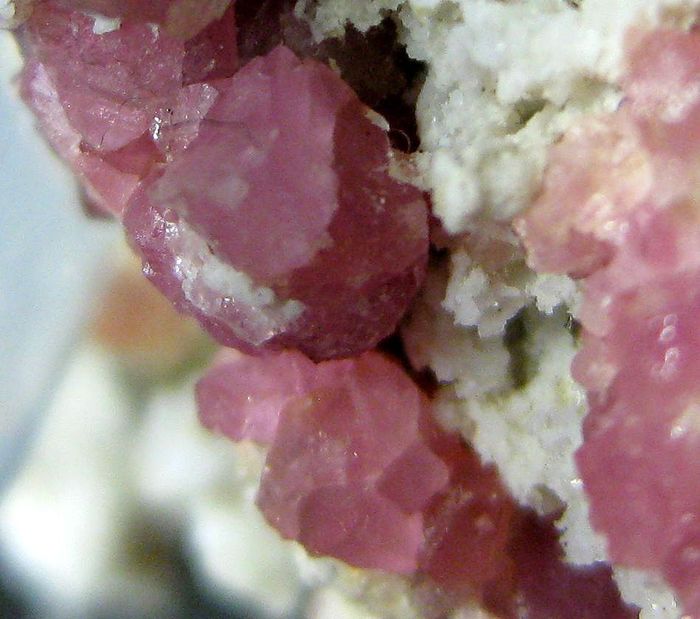 Manganoan Grossular Garnet