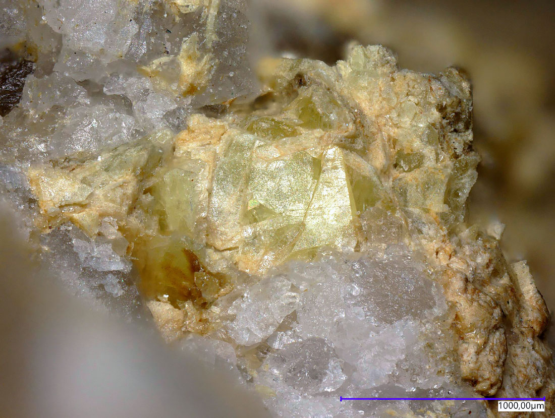 Asbecasite