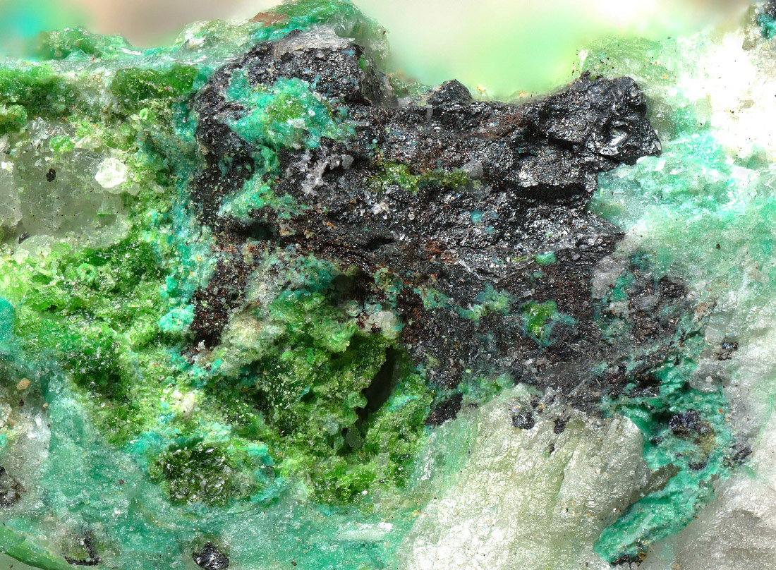 Rozhdestvenskayaite-(Zn) & Hessite