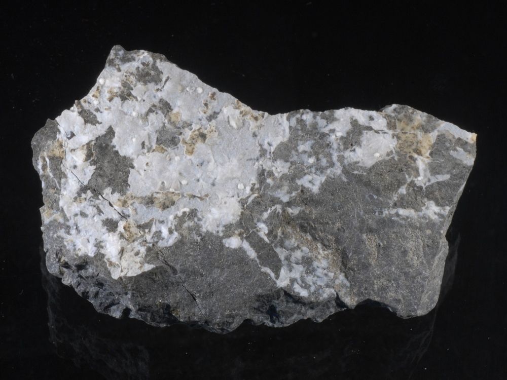 Tacharanite & Gonnardite