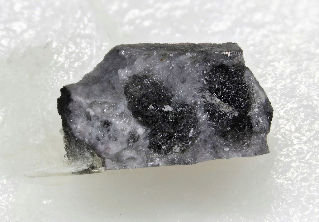 Grossmanite