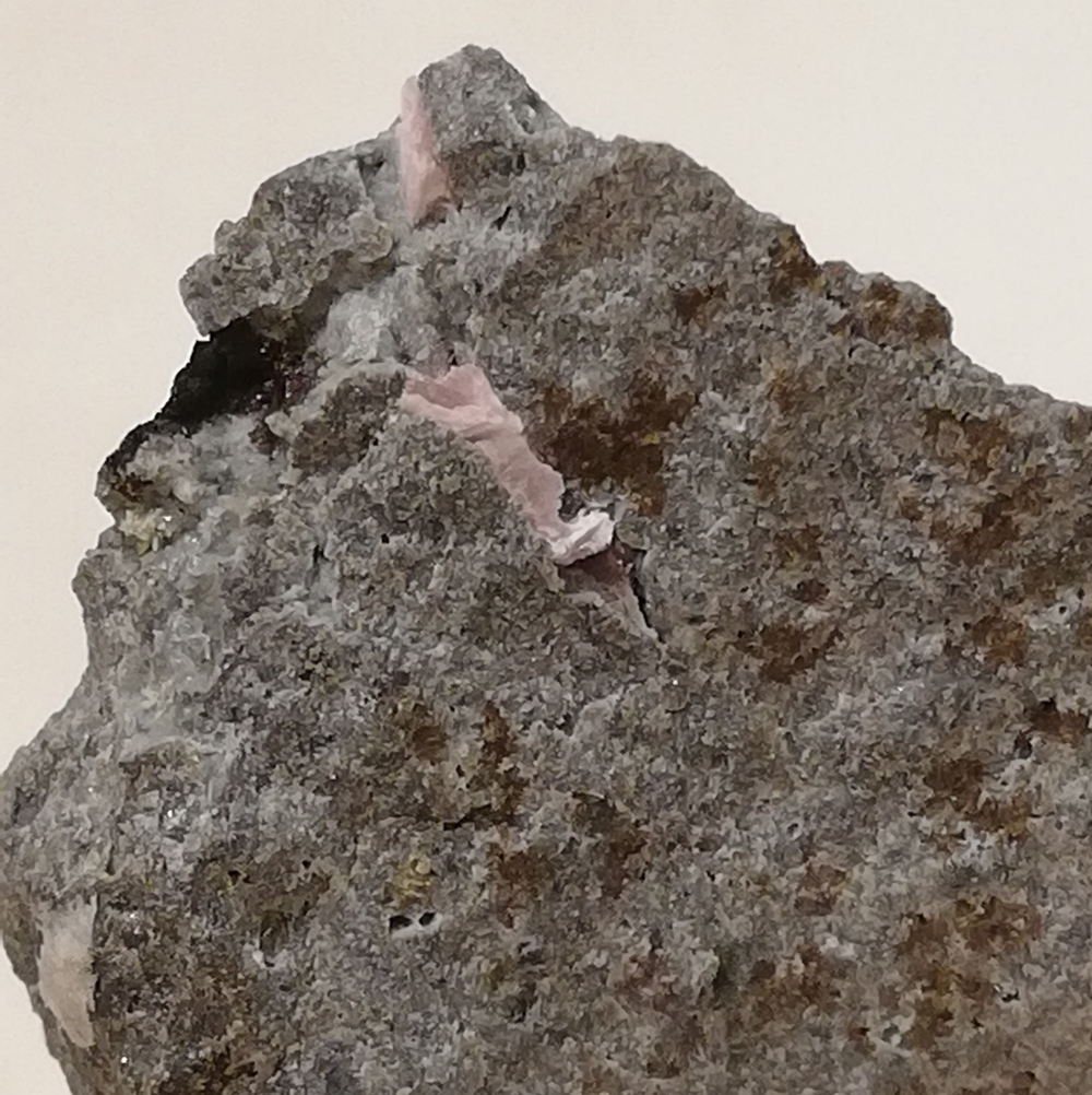 Lanthanite-(Nd)