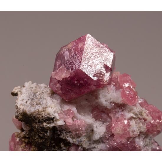 Manganoan Grossular