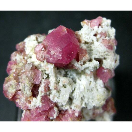 Manganoan Grossular Garnet