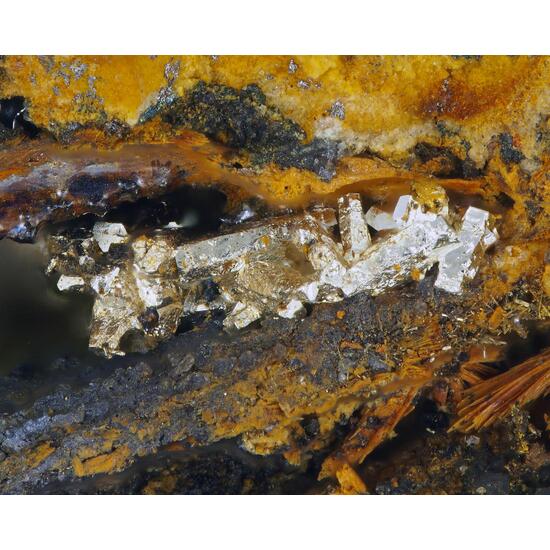 Weishanite & Magnolite