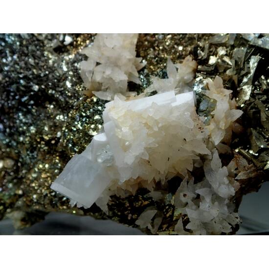 Calcite & Baryte On Pyrite