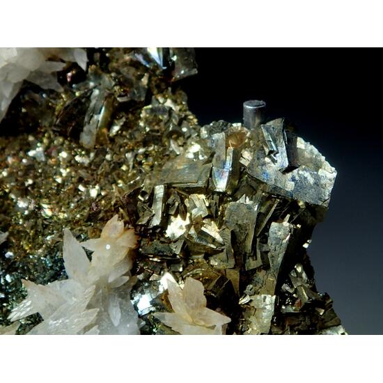 Calcite & Baryte On Pyrite